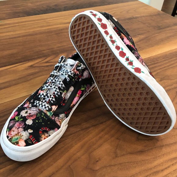 Vans- customs - Picture 8 of 14